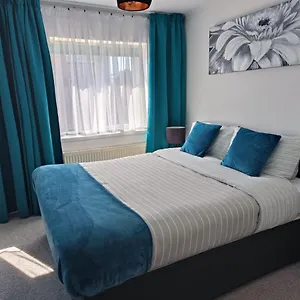  Holiday home Benjamin Gardens United Kingdom
